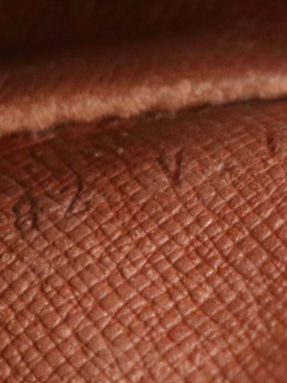 Purse - Picture 5 of 10